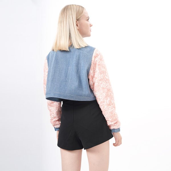 Long Sleeves Cropped Denim Jacket - Image 4