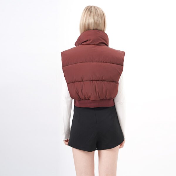 Sleeveless Standard Collar Cropped Padded Gilet - Image 3