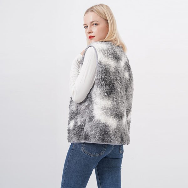 Sleeveless Leopard Fleece Jacket