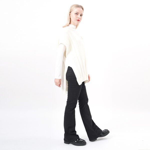 Plain Knitting Sweater with Short Sleeves - Image 6