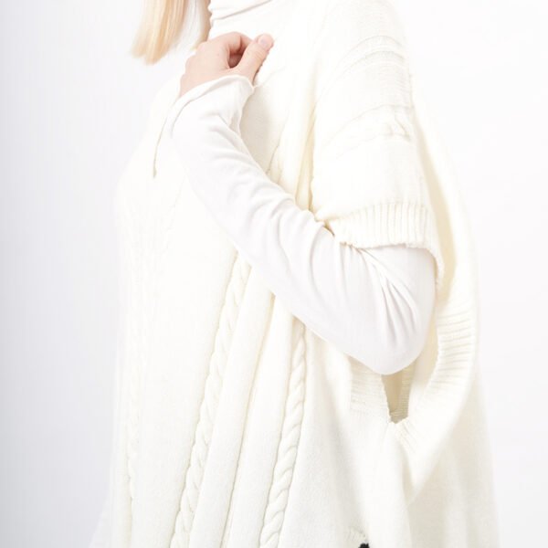 Plain Knitting Sweater with Short Sleeves - Image 2
